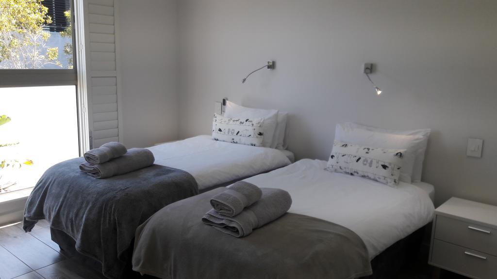 Apartemen 270 m² dengan 2 kamar tidur dan 2 kamar mandi pribadi di Camps Bay Cape Town Bagian luar foto