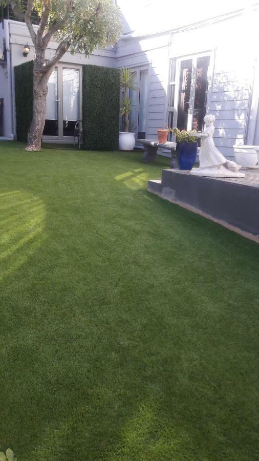 Apartemen 270 m² dengan 2 kamar tidur dan 2 kamar mandi pribadi di Camps Bay Cape Town Bagian luar foto