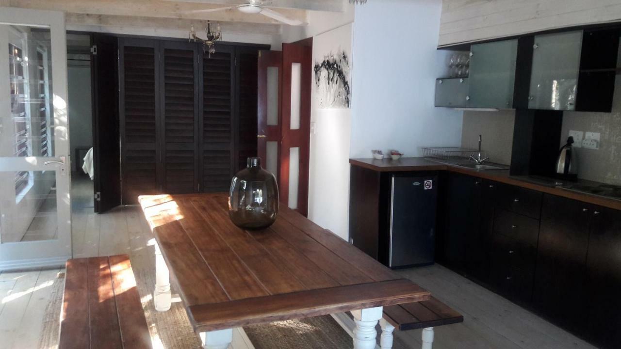 Apartemen 270 m² dengan 2 kamar tidur dan 2 kamar mandi pribadi di Camps Bay Cape Town Bagian luar foto