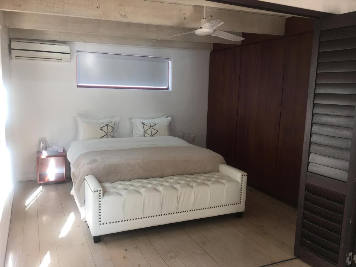 Apartemen 270 m² dengan 2 kamar tidur dan 2 kamar mandi pribadi di Camps Bay Cape Town Bagian luar foto